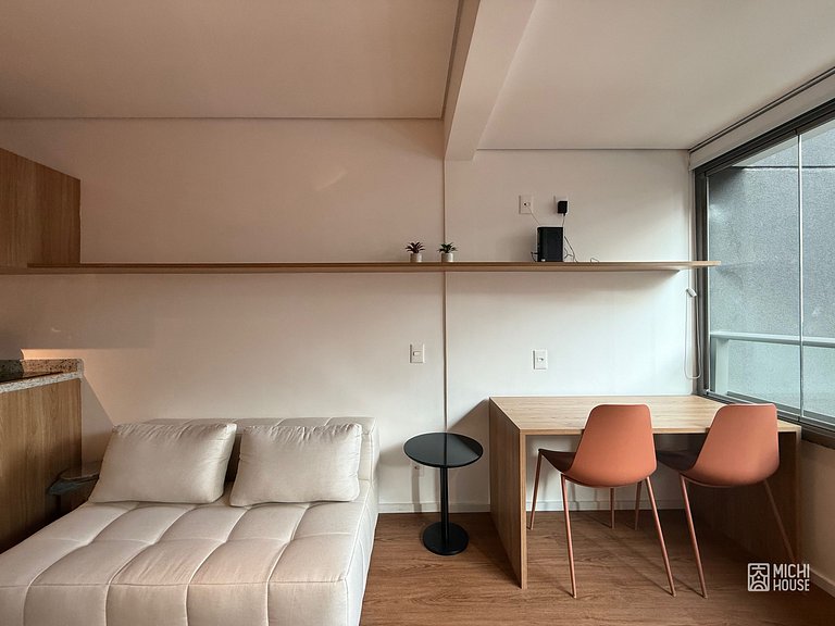 Studio Executivo • Metro Vila Mariana • com Ar