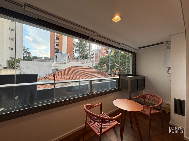 Studio Executivo • Metro Vila Mariana • com Ar