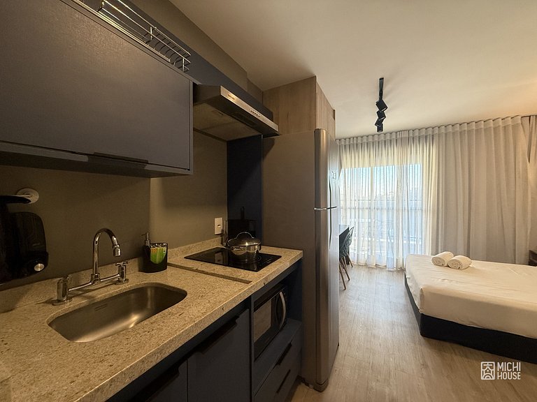 Lindo Studio Pinheiros/ Av Sumare com Wifi/Ar