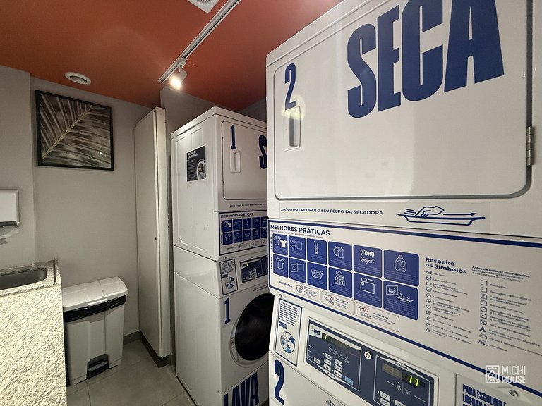 Lindo Studio Metro Vergueiro/Liberdade com Ar/Wifi