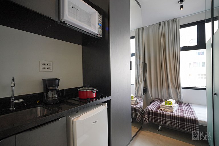 Confortavel Studio Metro/Santa Casa com Ar/Wifi