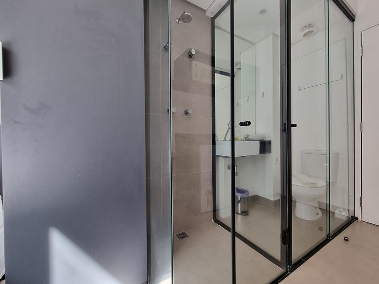 Lindo Studio Metro/Santa Casa com Wifi/Ar