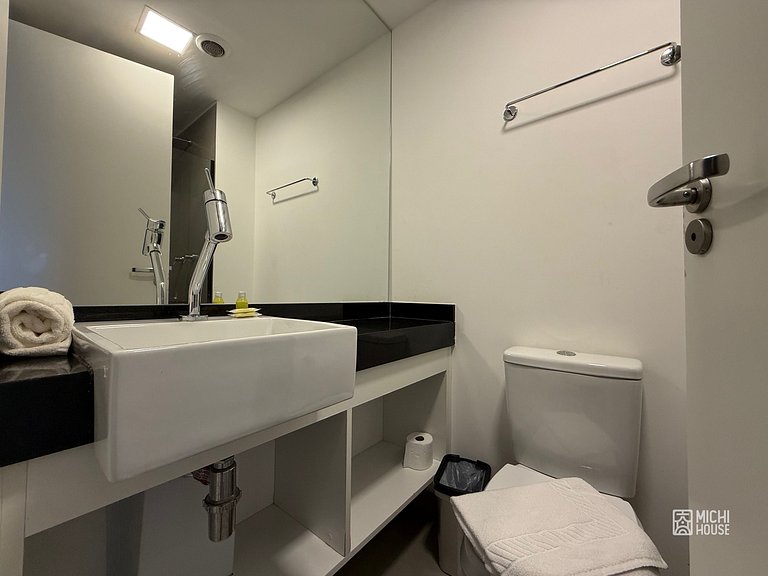 Incrivel Studio Metro Oscar Freire/HC com Ar/Wifi
