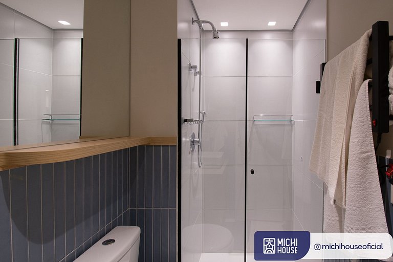 Moderno Studio Executivo • Metro Paraiso com Ar