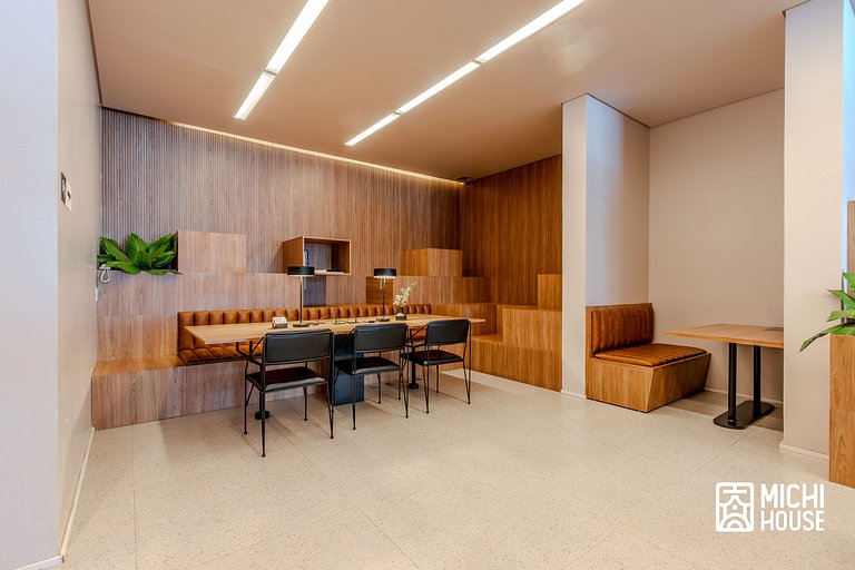Studio Executivo a 2 min do Metro Paraiso com Ar