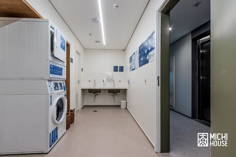 Studio Ibirapuera • Metro Sta Cruz • AC • WIFI