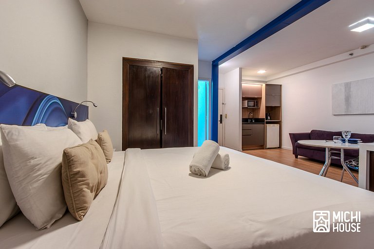 Moderno Flat Executivo • Alphaville • Ar • Wifi