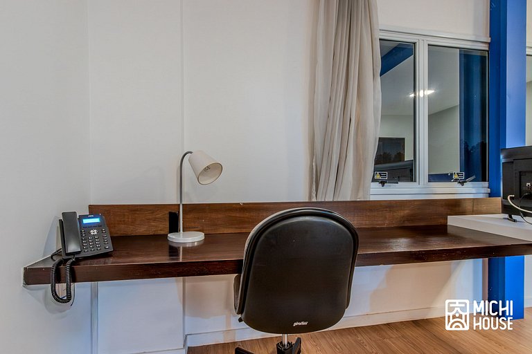 Moderno Flat Executivo • Alphaville • Ar • Wifi