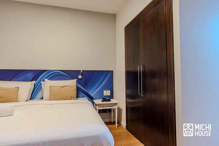 Moderno Flat Executivo • Alphaville • Ar • Wifi