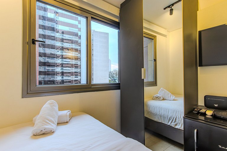 Studio Vergueiro • Av Paulista • Faculdades • AC