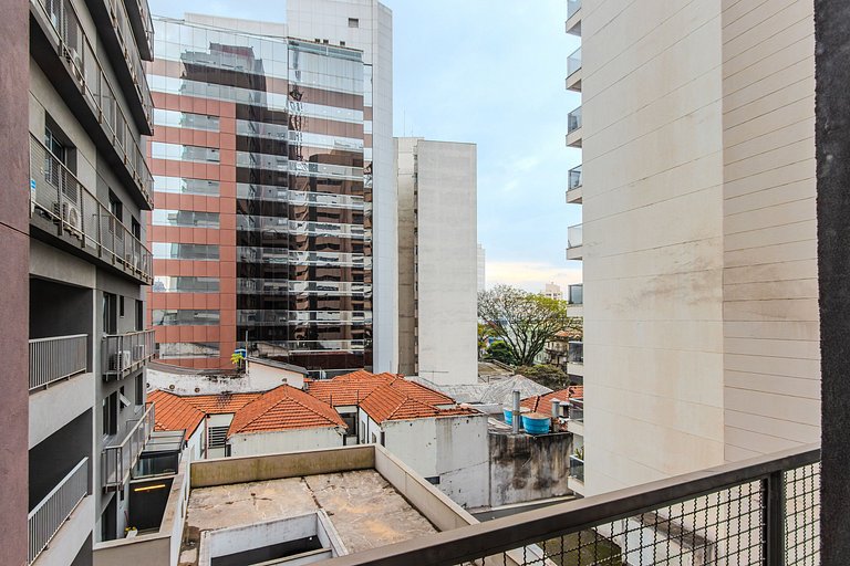 Studio Vergueiro • Av Paulista • Faculdades • AC