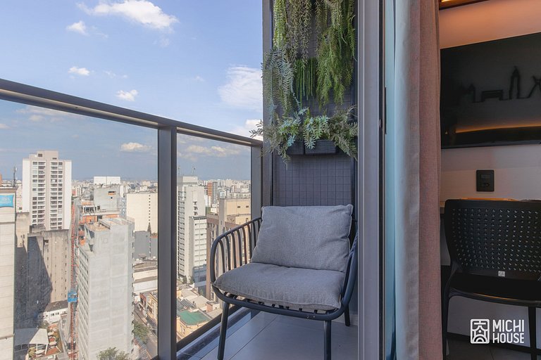 Studio Executivo a 1 minuto do Metro Paraiso