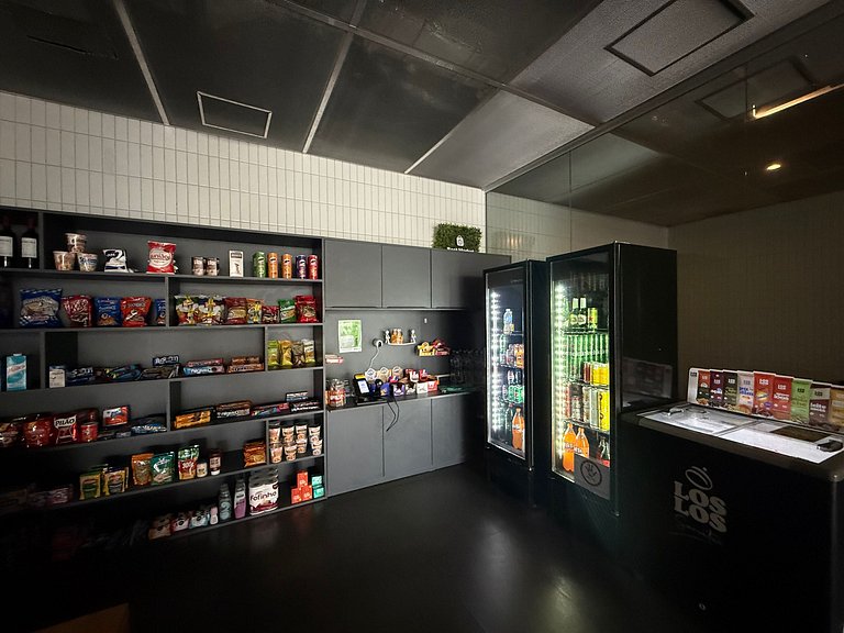Apartamento 2/4 • Bela Vista • Shoping Frei Caneca