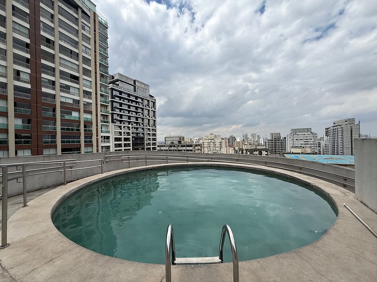 Apartamento 2/4 • Bela Vista • Shoping Frei Caneca
