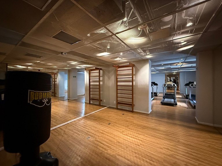 Apartamento 2/4 • Bela Vista • Shoping Frei Caneca