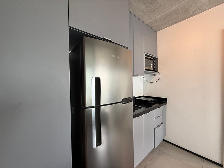 Apartamento 2/4 • Bela Vista • Shoping Frei Caneca