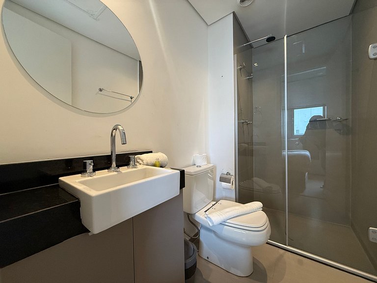 Apartamento 2/4 • Bela Vista • Shoping Frei Caneca